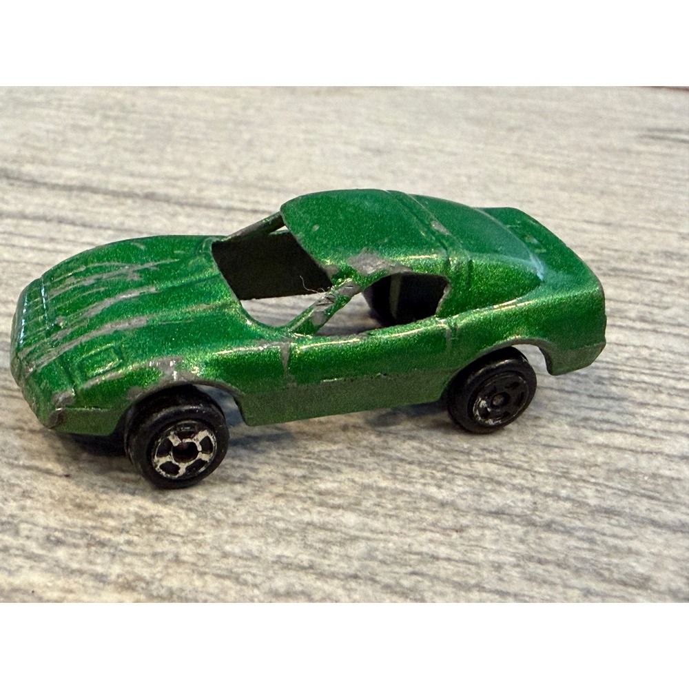 Tootsietoy Corvette Diecast Car metallic Glitter Green Tootsie Toy Vintage Metal